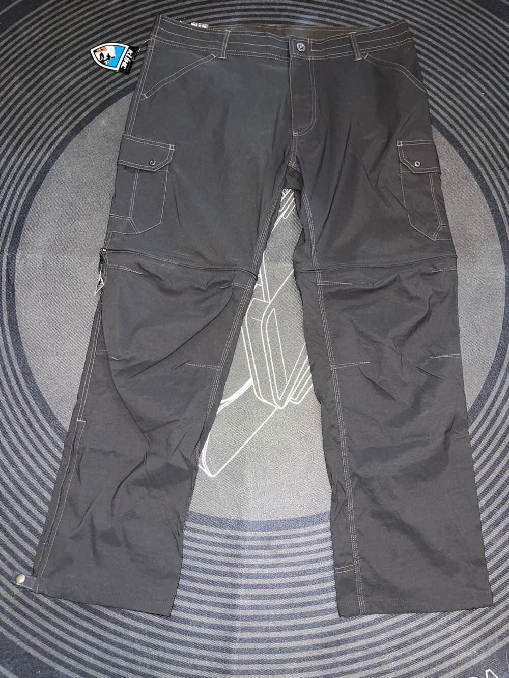 Kuhl Renegade Cargo Convertible Pants Mens 38x30 Koal Gray Zip Off Hiking